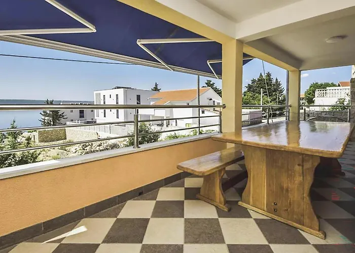 Apartamento 3 Bedroom Cozy In *